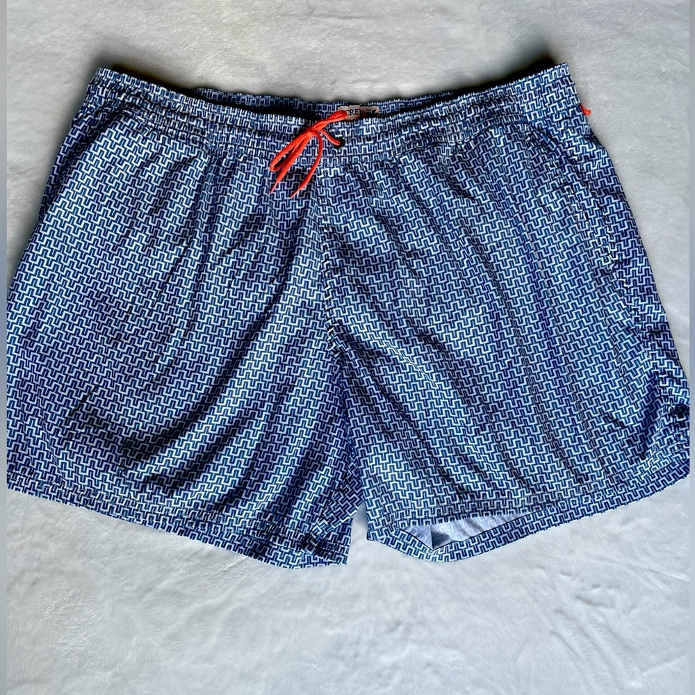 J Crew Swim Trunks Men XLarge Blue White Geometric 6 in Inseam Beach Drawstring